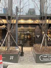 【韓国🇰🇷龍山カフェ】STANDARD BUN スタンダードバン