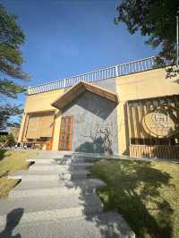 Moso Yodia Cafe & Bar
