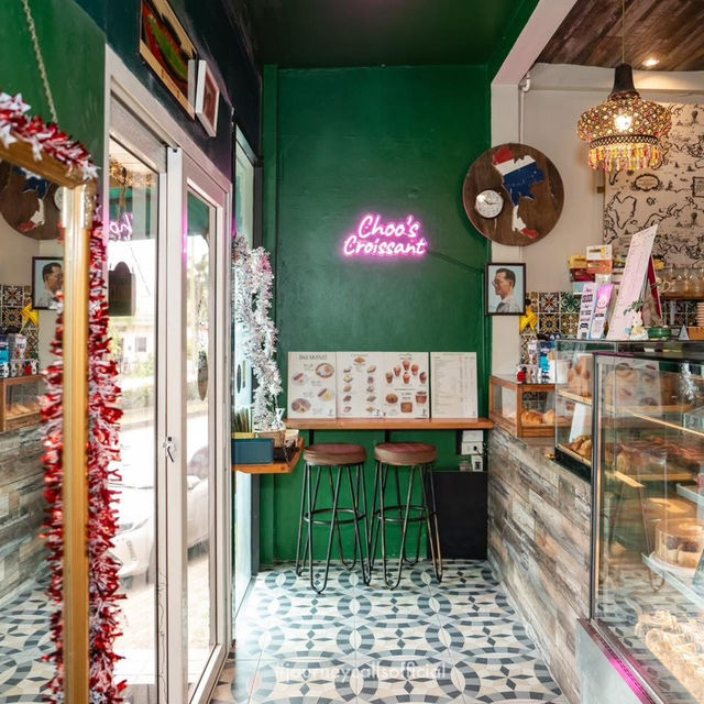 แปะพิกัดร้านครัวซองค์ภูเก็ต 🥐🩷