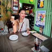 nice cafe