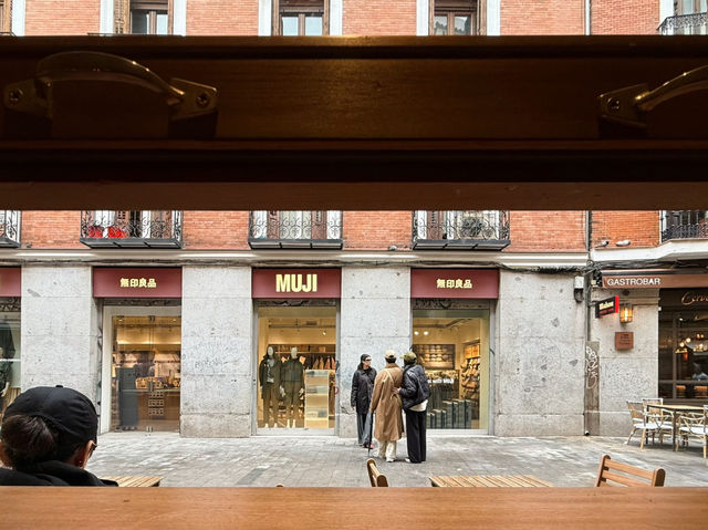 Quality coffee fix in Madrid is far less expensive than I thought