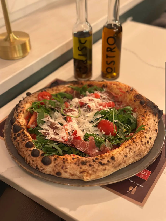 Locals highly recommend this authentic Neapolitan pizza 