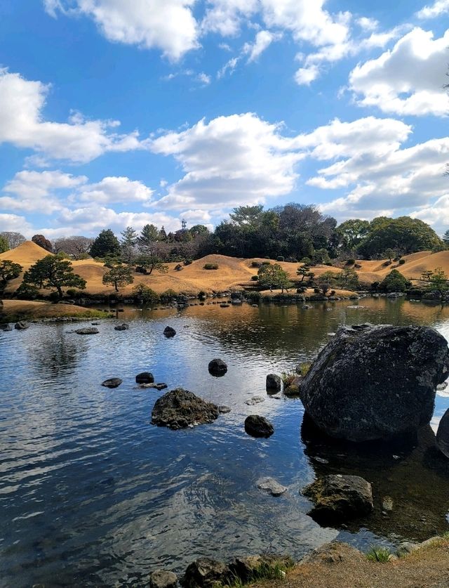 熊本水前寺成趣園昂、出水神社，寧靜美，還有喝了會長壽的水！！