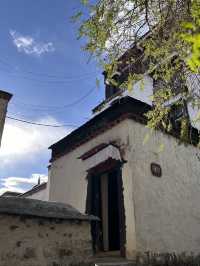 Tibet’s Spiritual Heart 扎什伦布寺 Shigatse