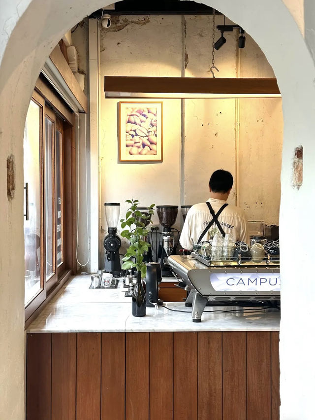 Expert Brews at Campus Coffee Roasters, Phuket Old Town