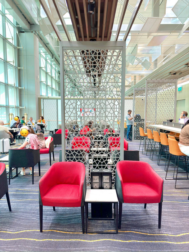 シンガポール　シンガポール観光　チャンギ空港T3 Marhaba Loungeで過ごす！