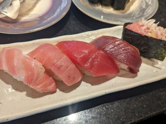 【東京】まぐろ人で美味しいお寿司をいただく