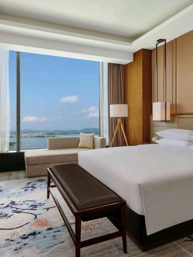 ⭐️ Five-Star Feels by the Sea: Live the Luxe Life at Batam Marriott! 🌊🏨