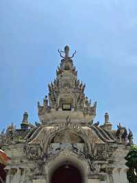 วัดพระธาตุช่อแฮ มนต์เสน่ห์แห่งล้านนา