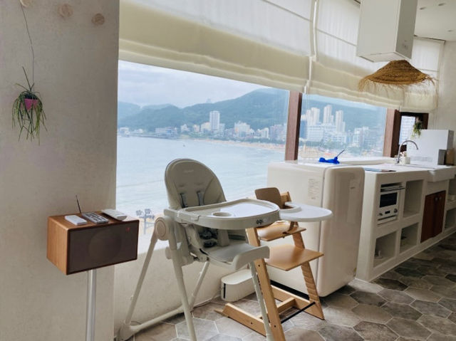 釜山| 絕美海景奶油風格小屋 超愛的風格 釜山這間海景小屋美到哭 