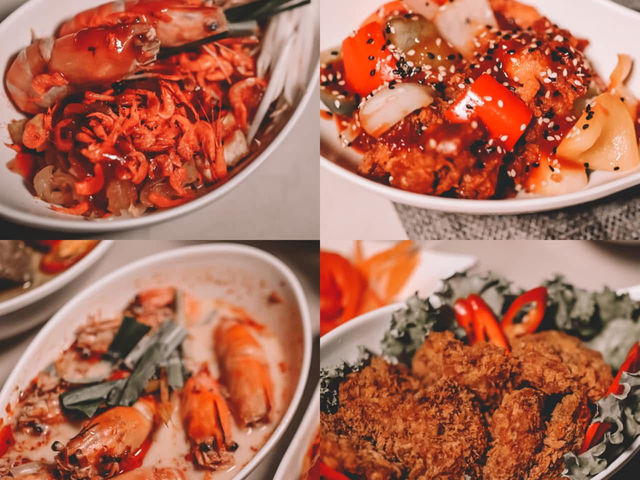 Floating feast with a view—Bangkok