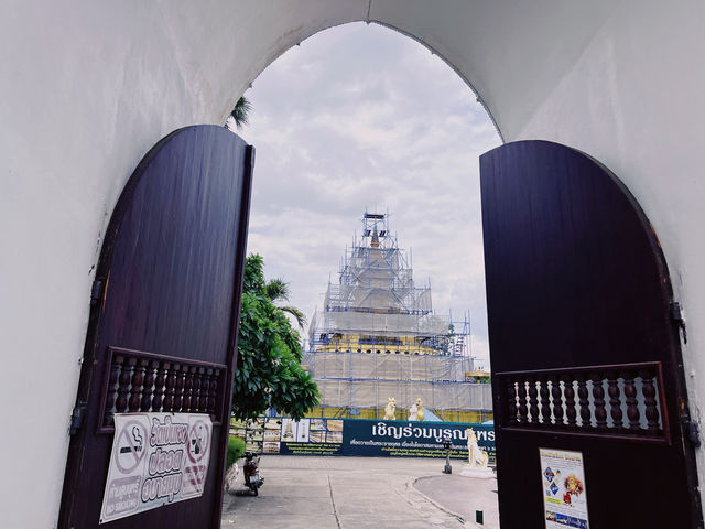 พระธาตุศรีจอมทอง 