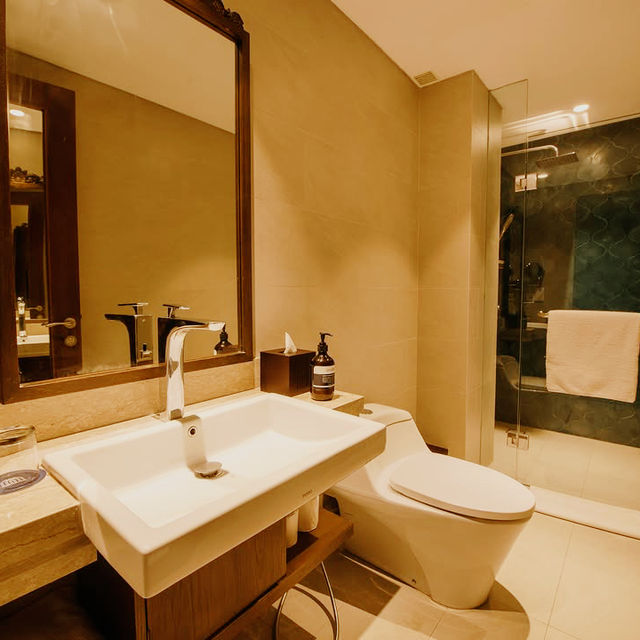 A Timeless Retreat of Elegance