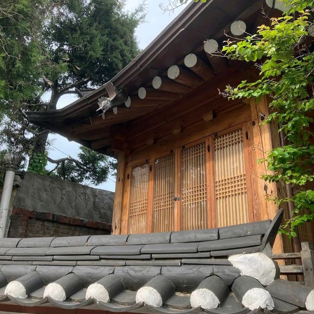 Bukchon Hanok Village