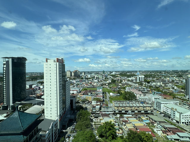 Pullman Kuching: A Diamond Upgrade Shines Through the Dust!
