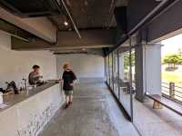 高山 | haiz coffee 宮川朝市對面的文青工業風河景咖啡