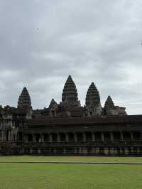Angkor Wat: A Journey Through Time🛕🇰🇭