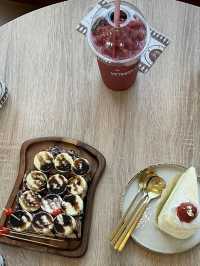 คาเฟ่เวทมนตร์ สกลนคร