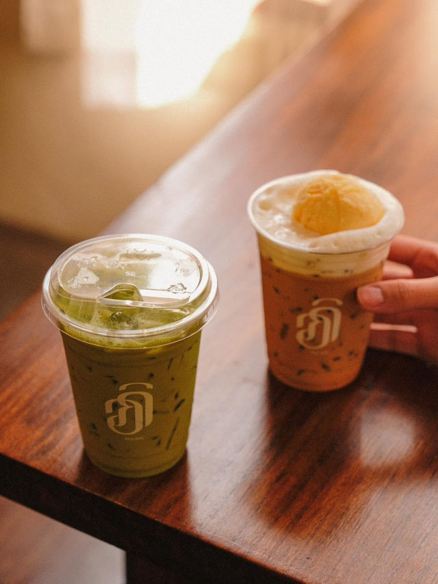 Api ( อภิ ) ☕️✨