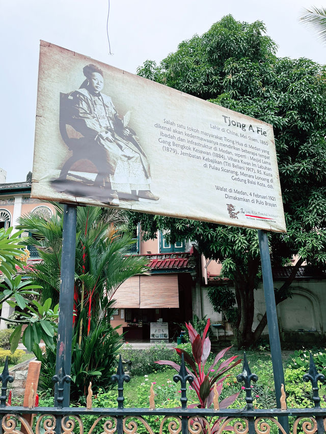 Explore the Legacy of Tjong A Fie Mansion: Must-Visit Museum in Medan