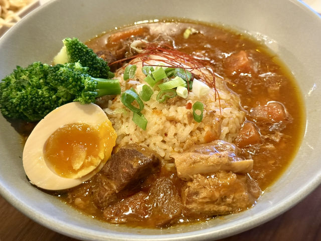 高雄漢來飯店的大堂鋼琴酒吧.午餐.下午茶美食美味料理.值得推薦大家