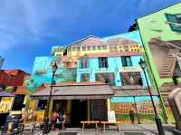 A Burst of Color: Exploring the Murals of Arab Street and Haji Lane in Singapore