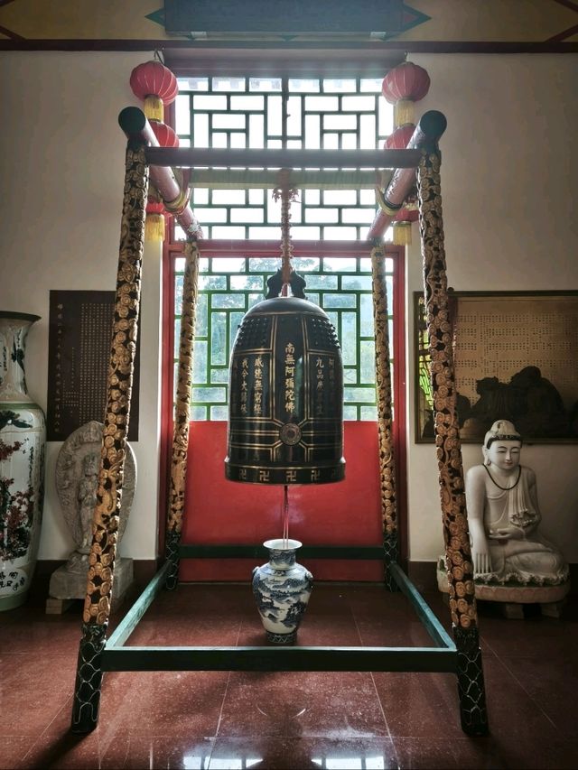 非常人潔地靈的湛山寺