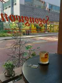 水源靈通區的小公園咖啡店