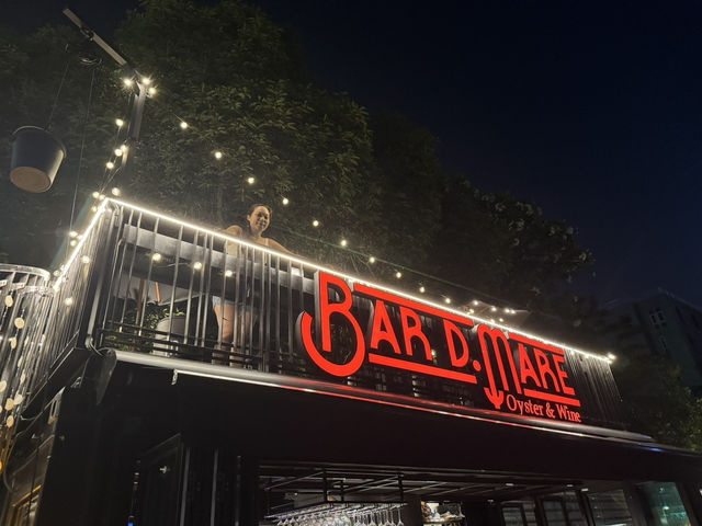 Bar D' Mare - Where Cozy Vibes Meet Fresh Oysters 🦪✨ 