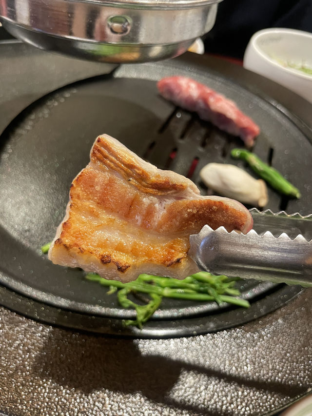 순천 갈대밭을 구경하고 이곳에서 엄청난 삼겹살을 맛보세요