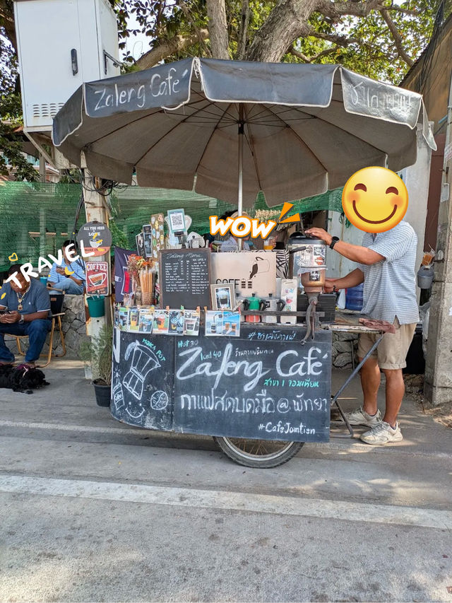 Zaleng cafe ซาเล้งคาเฟ่ ร้านกาแฟสุดคุ้มริมทะเล