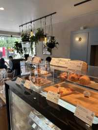 SHARK COFFEE Tokyo, Organic Brews with a Playful Bite