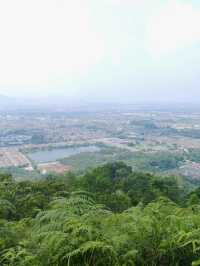 ⛰️ Conquer Nature at Kledang Hill Trail Head, Ipoh! 🌿