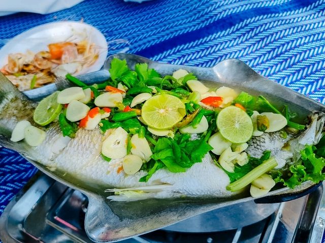 หาดบางเสร่ 