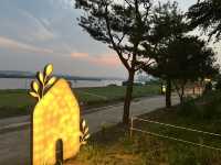 강변 카페의 밤