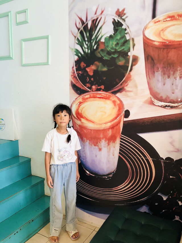 คาเฟ่สไตล์โฮมมี่ ใกล้ฉัน บ้านเขียว แม่จัน