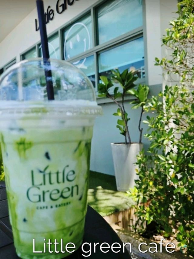 Little Green Cafe Samui: คาเฟ่มินิมอลใกล้ท่าเรือ