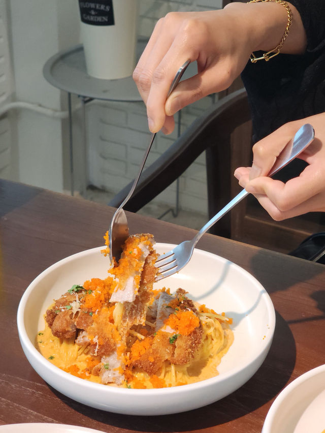 ร้านพาสต้าที่หนึ่งในใจ 🍝🥓🧅