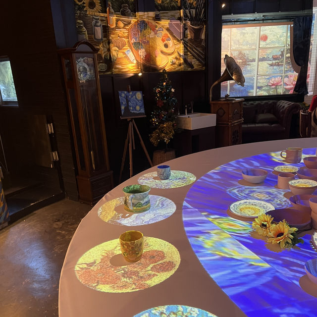     STARRY ART & COFFEE  