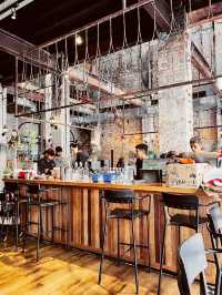 Light capture Cafe
