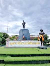 อนุสาวรีย์พระยาพิชัยดาบหัก: สัญลักษณ์แห่งความกล้า