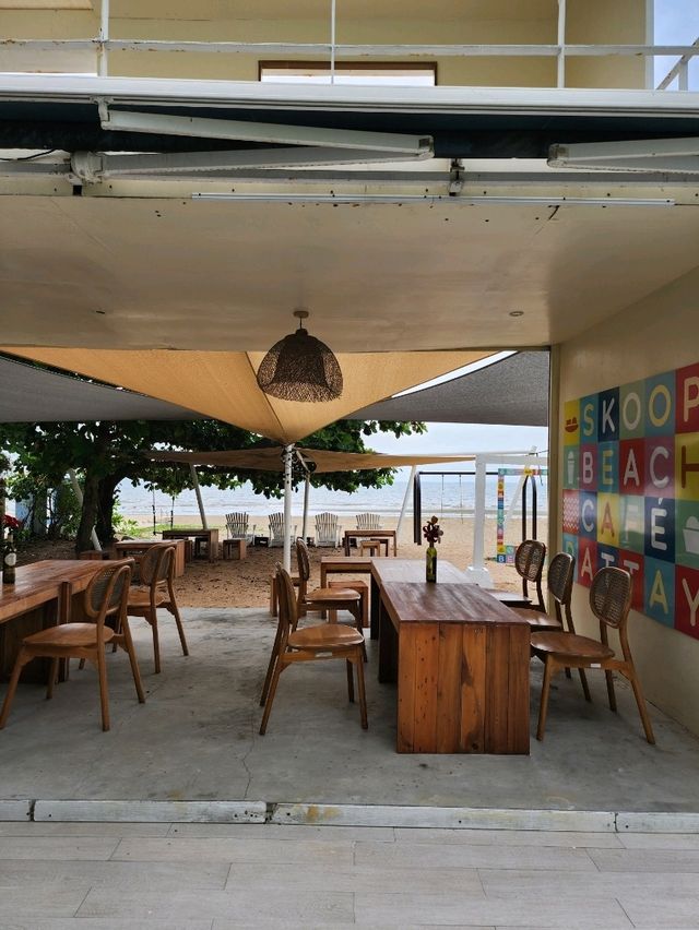 【タイ🇹🇭ジョムティエン】海が見える！可愛いアイス屋さん🍨