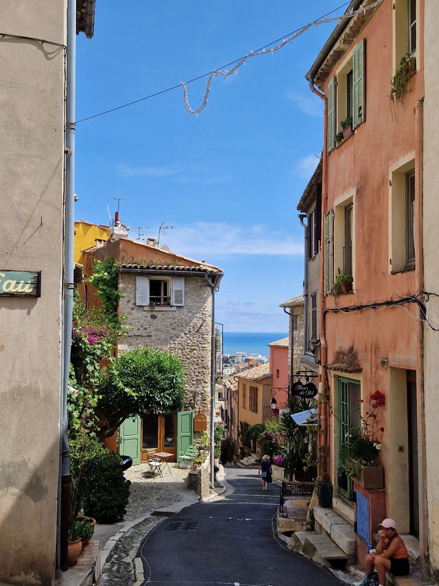 Old Town 🕊️