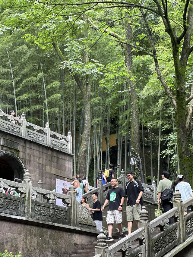 Hangzhou’s Soul’s Retreat: Where Buddhas Dance In Limestone Cliffs