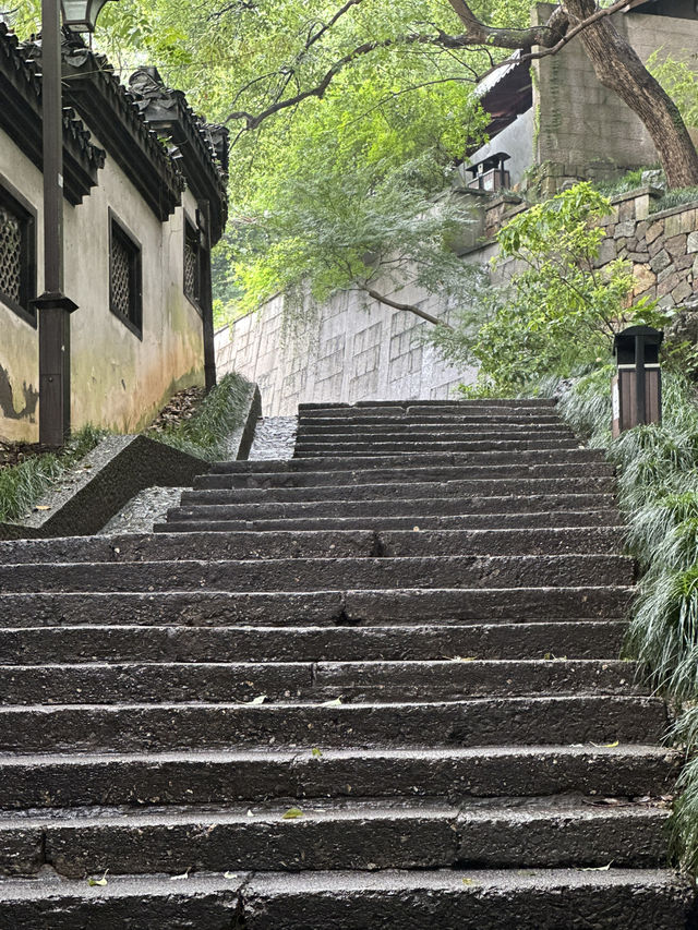 Wish an Square: Where Hangzhou’s Legends Take To The Street