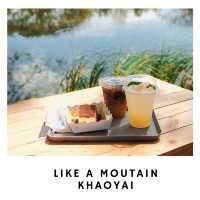 🏔️ Like A Mountain – คาเฟ่มินิมอลในโอบกอดธรรมชาติ