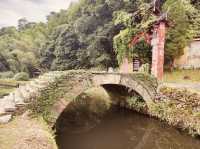 🏡✨ *Likeng Village (李坑): Wuyuan’s Canal-Lined Dreamscape* 🌊🏮