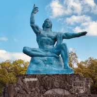 🕊️ Nagasaki Peace Park: A Solemn Tribute to Resilience and Hope