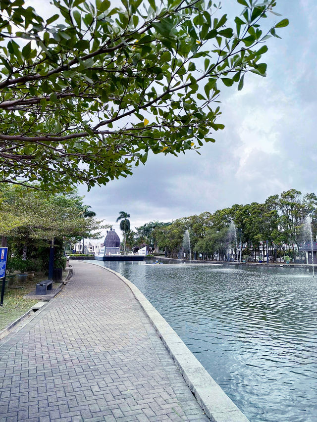 Tranquil Beauty at Malaysia-China Friendship Park