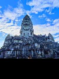 Incridible bike trip around Angkor Wat